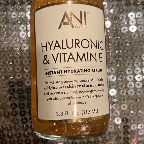 Ani Gold HA VIT E Instant Hydrating Serum New Not Returnable - Picture 2 of 8